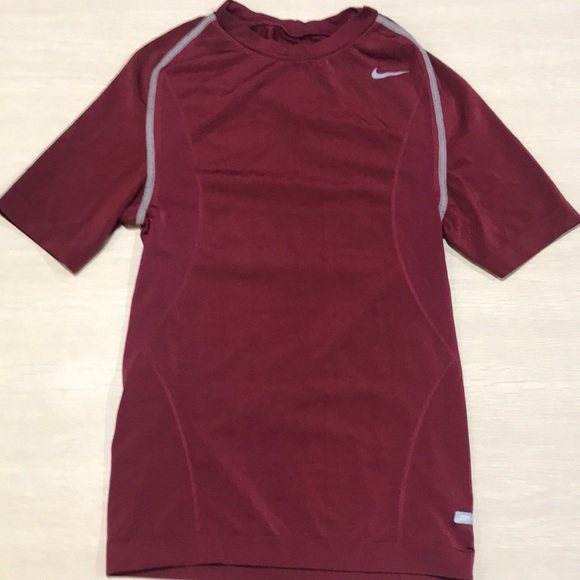 nike maroon compression shirt